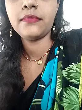 AnanyaKapoor89 from StripChat