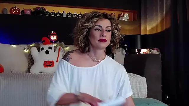 AnayseMaze from StripChat