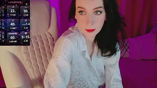AndreaAshton from StripChat is Freechat