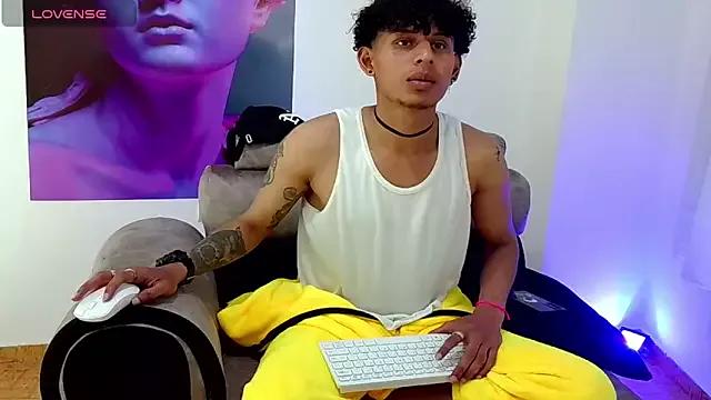 Andrew_blackfire from StripChat is Freechat