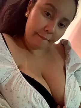 AngelaOliver from StripChat is Freechat