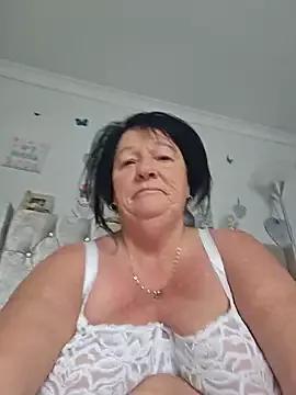 Angeldelightt on StripChat