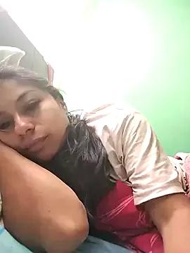 AnggelicaSwan21 from StripChat is Freechat