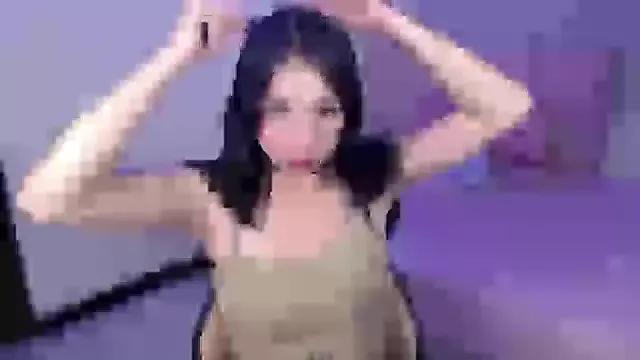 Anie_Milan from StripChat is Freechat