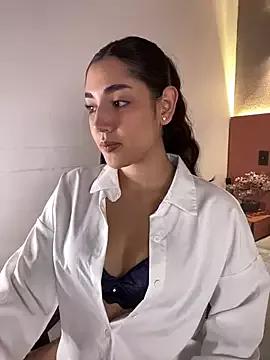AniiRose from StripChat