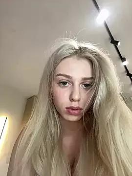 Photos of AnikaBest from StripChat is Freechat