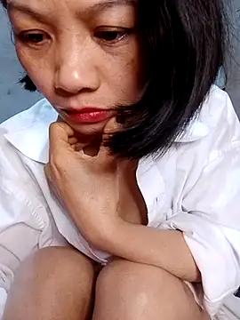 Aninyin22 from StripChat