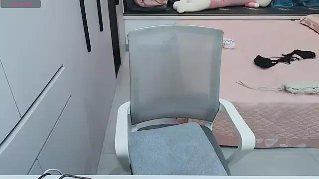 Anna-688 from StripChat