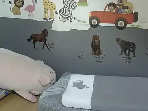 anna-sweet69 from StripChat