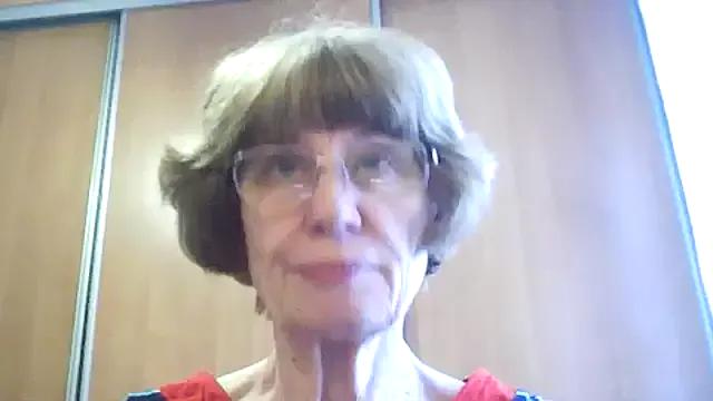 Anna72233 from StripChat is Freechat
