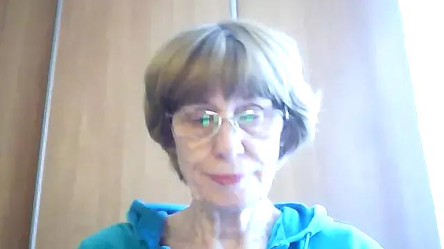 Anna72233 from StripChat is Freechat