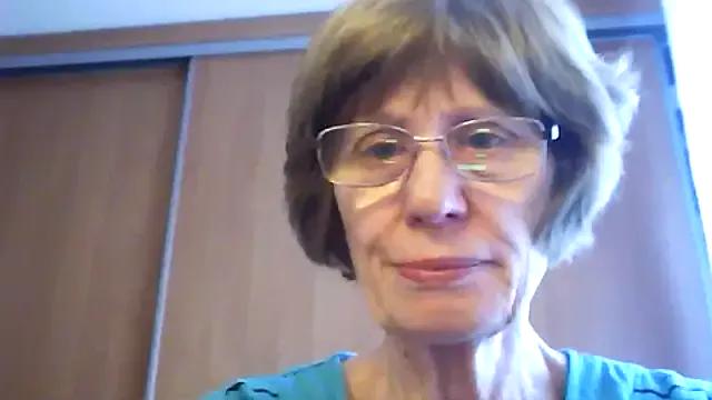 Anna72233 from StripChat is Freechat