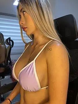 Anna_quinn from StripChat