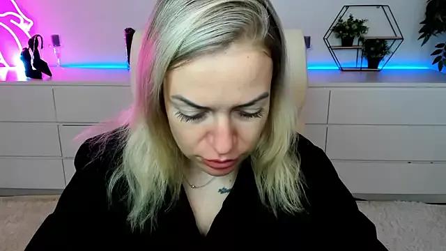 Anna_Snows from StripChat