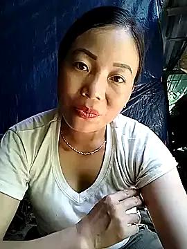 Annaacutee from StripChat