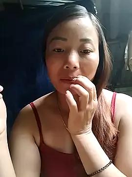 Annaacutee from StripChat