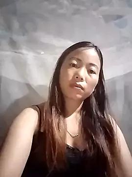 Annaacutee from StripChat