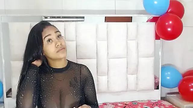 annabel_titsbig34 from StripChat is Freechat