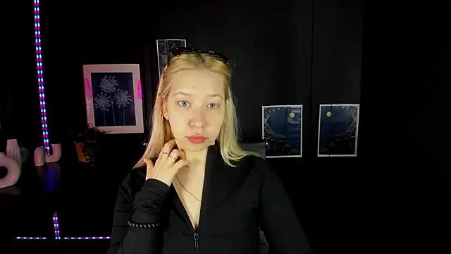 Annabelle_Art from StripChat