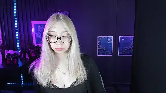 Annabelle_Art from StripChat