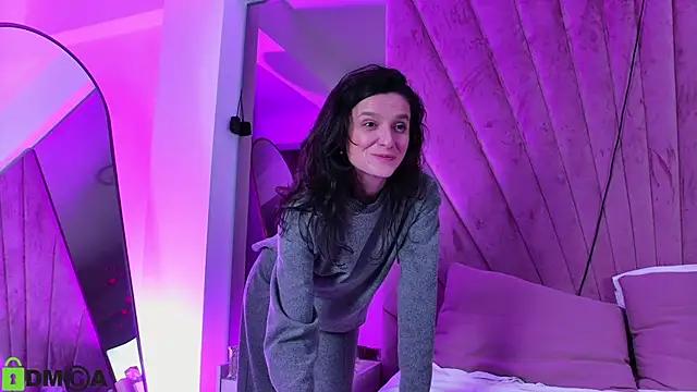 AnnaHarperX from StripChat