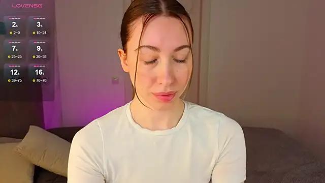 AnnaPeachy from StripChat