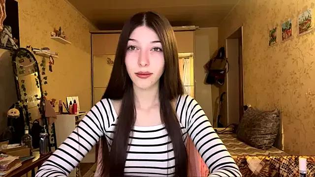 AnnaQuteshow from StripChat is Freechat
