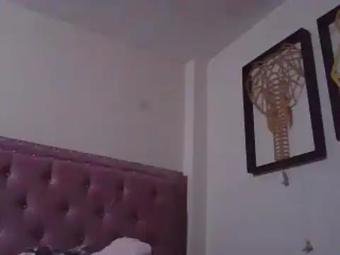annarose19 from StripChat