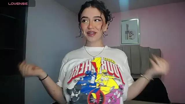 annbones_ch from StripChat