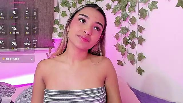 Annebull_ from StripChat