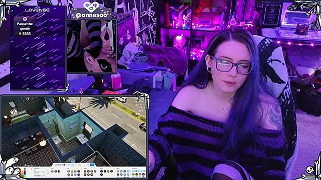 AnneSao from StripChat