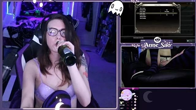 AnneSao from StripChat
