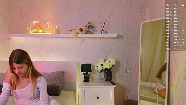 AnneVerity from StripChat is Freechat