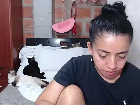 anngela01 from StripChat