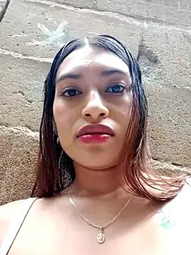 annie-19 from StripChat