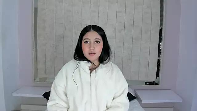 Annie9_ from StripChat