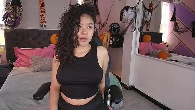 Annie_Lii from StripChat
