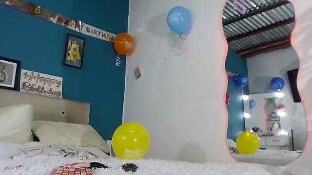 Annie_thomson01 webcams show profile image 