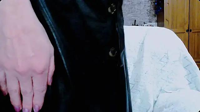 AnnieEltgant from StripChat