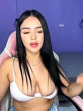 anniehart from StripChat