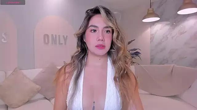 AnnieMonroe1 from StripChat is Freechat