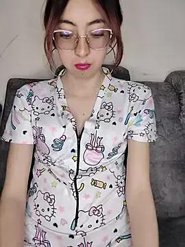 AnnieSparkle from StripChat is Freechat