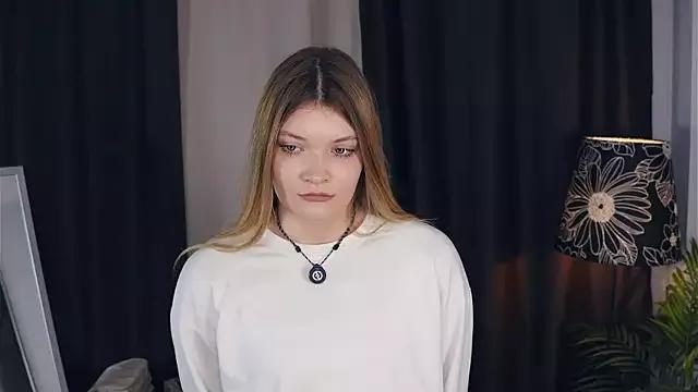 AnnisAtlee webcams show profile image 