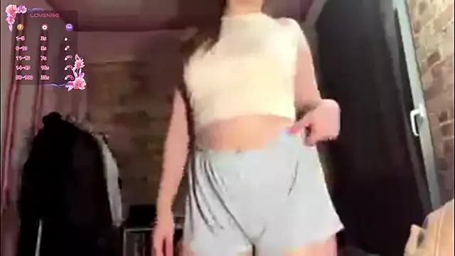 AnnitaArchbell from StripChat