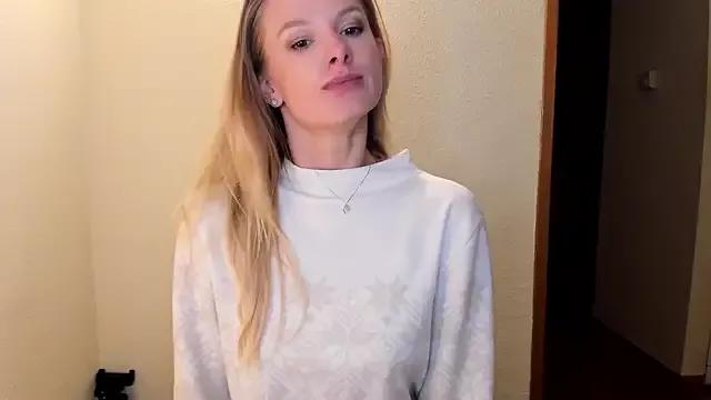 Annloveyou from StripChat