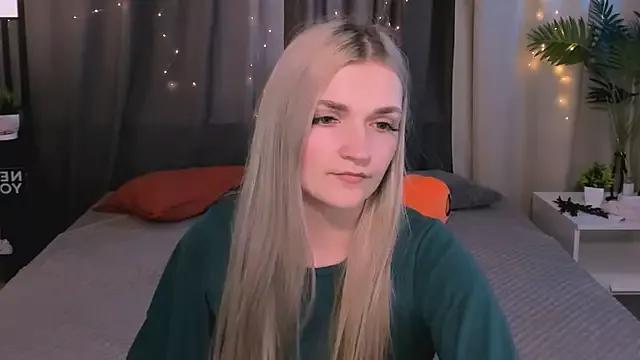 Anny_Handd from StripChat is Freechat