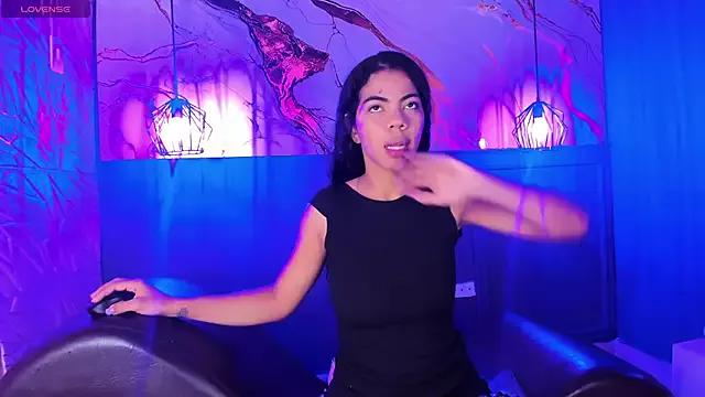 AnnyBorbon from StripChat