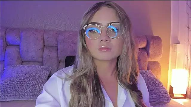 AnnyLopezz_ from StripChat