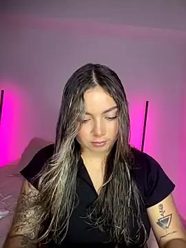 AnnyLopezzz_ from StripChat