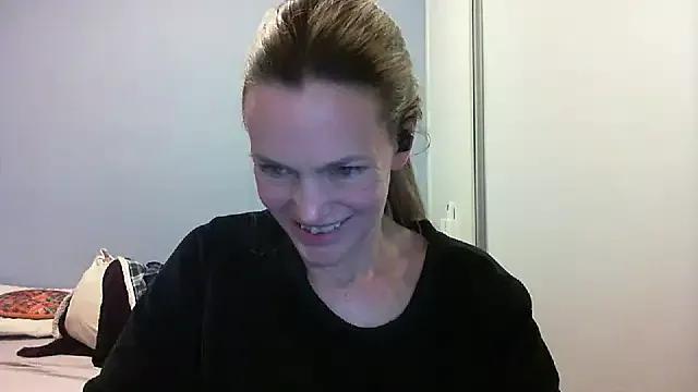 Annylove1 from StripChat